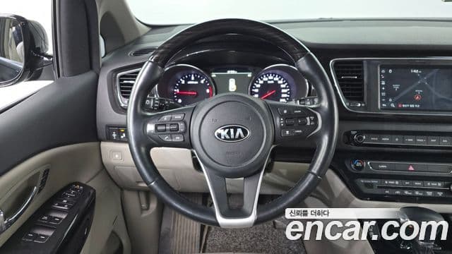 Kia The / новый New Carnival President, 2019 13