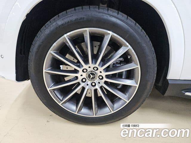 Mercedes-Benz GLE-класс W167 GLE450 4MATIC, 2025 19
