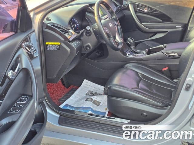 Hyundai Grandeur HG Modern, 2016 10