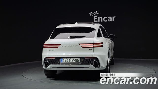 Genesis GV70, 2024 4