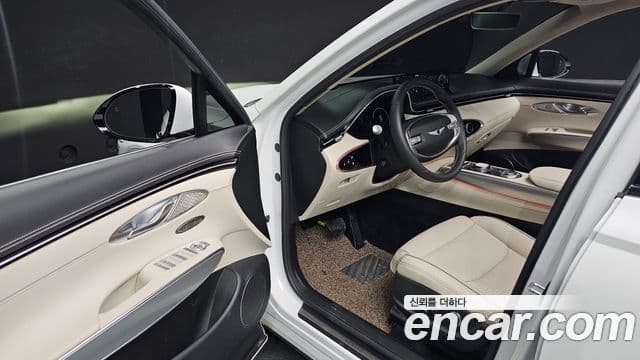 Genesis GV70, 2024 11
