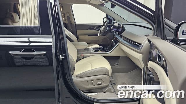 Kia Carnival 4세대 Signature, 2023 11