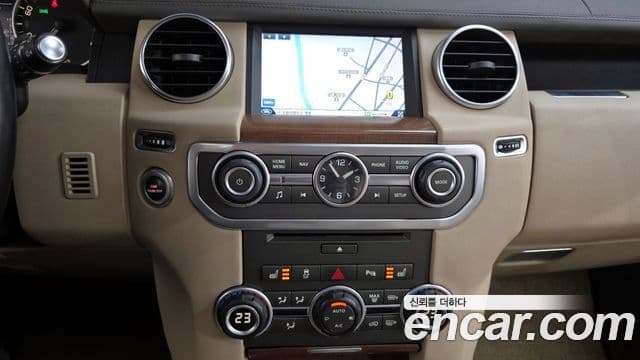 Land Rover Discovery 4 3.0 SDV6 SE, 2016 15