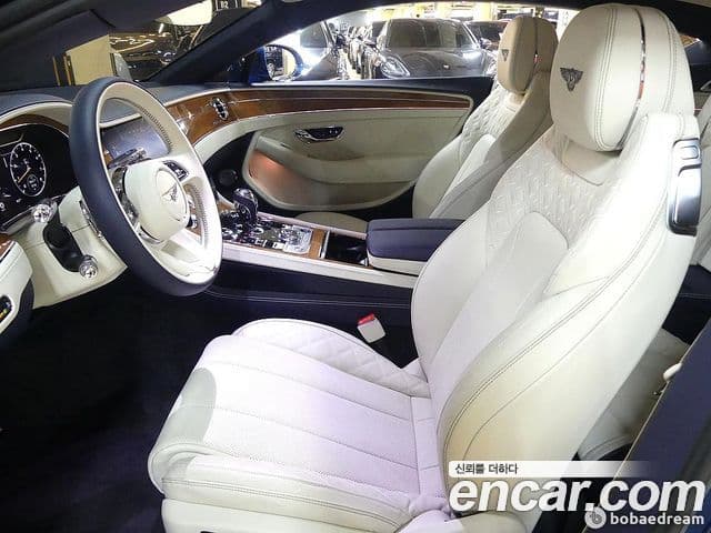 Bentley Continental GT 3세대 4.0 GT Azure, 2023 10