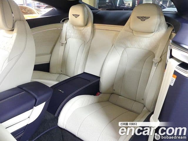 Bentley Continental GT 3세대 4.0 GT Azure, 2023 11