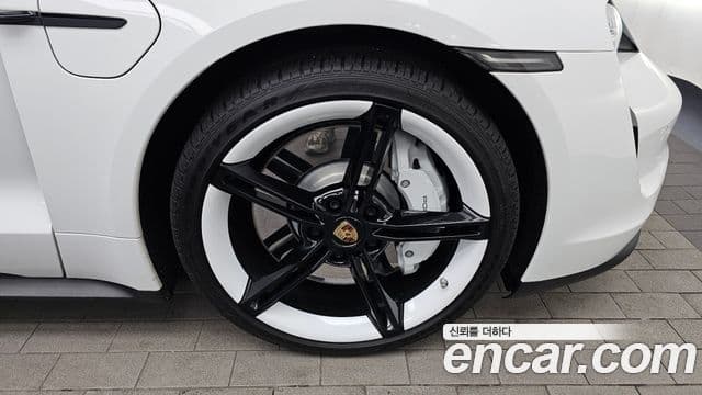 Porsche 타이칸 базовый, 2022 все фото