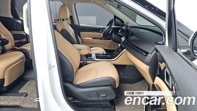 Kia Carnival 4세대 Signature, 2021 11