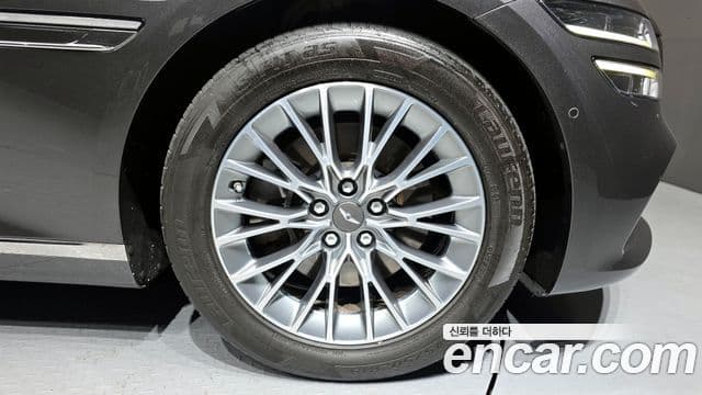 Genesis G80 (RG3) бензин 2.5 турбо AWD, 2022 все фото