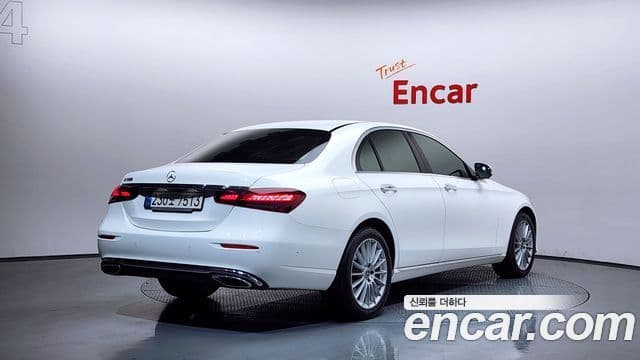 Mercedes-Benz E-класс W213 Exclusive, 2022 2