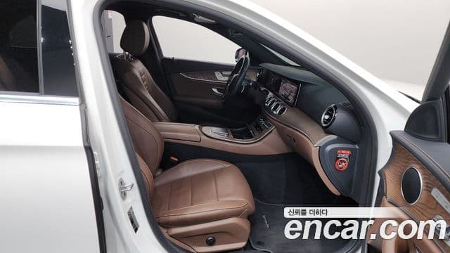 Mercedes-Benz E-класс W213 Exclusive, 2022 11