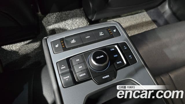 Genesis G80 Luxury, 2019 18