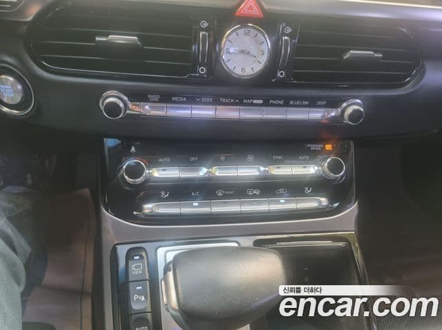 Genesis EQ900 Luxury, 2017 11