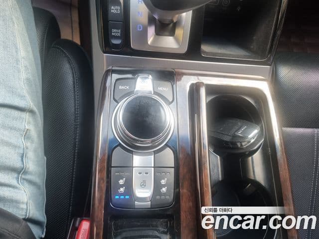 Genesis EQ900 Luxury, 2017 12