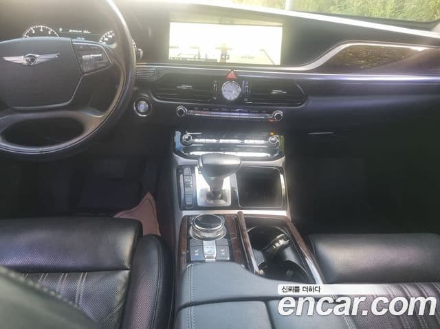 Genesis EQ900 Luxury, 2017 16