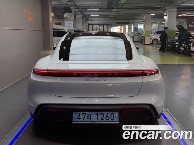 Porsche 타이칸 4S, 2021 4