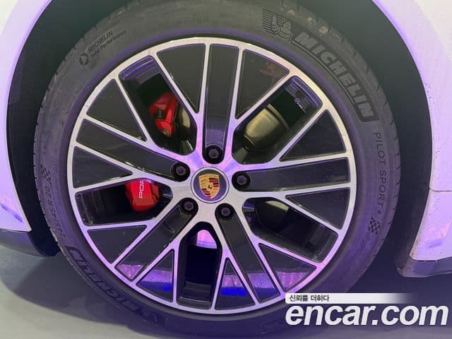 Porsche 타이칸 4S, 2021 6
