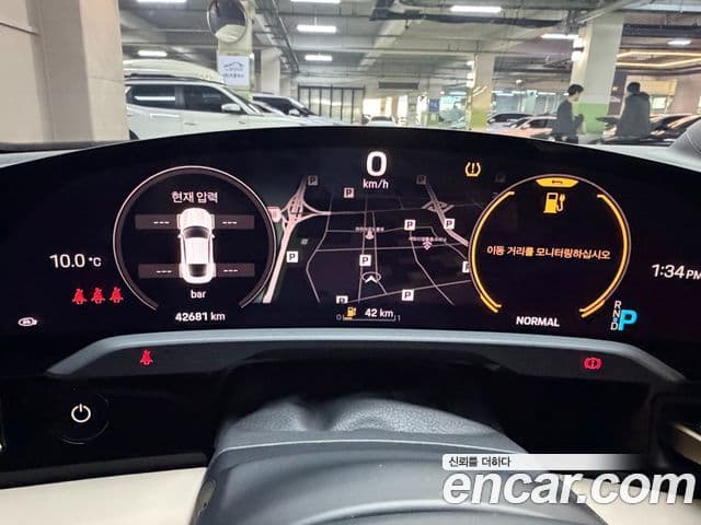 Porsche 타이칸 4S, 2021 11