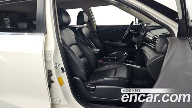 KG모빌리티(SsangYong) Berry New Tivoli V3, 2022 10