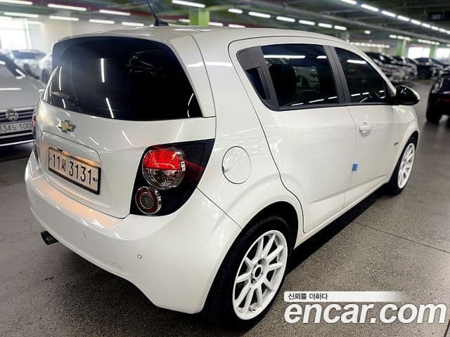 Chevrolet(GM대우) 아베오 хэтчбек Standard, 2015 2