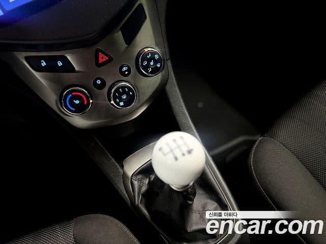 Chevrolet(GM대우) 아베오 хэтчбек Standard, 2015 9