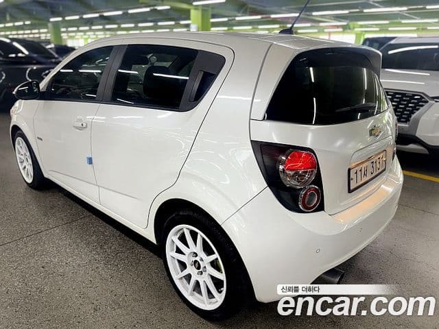 Chevrolet(GM대우) 아베오 хэтчбек Standard, 2015 11