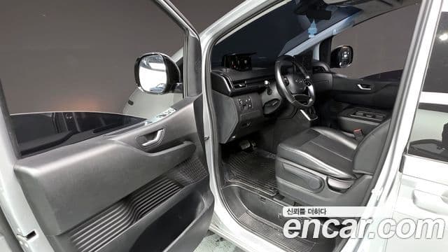 Hyundai Staria Modern, 2022 10