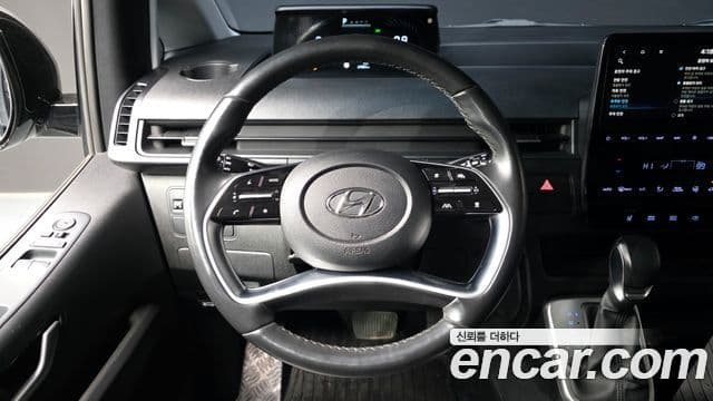 Hyundai Staria Modern, 2022 13