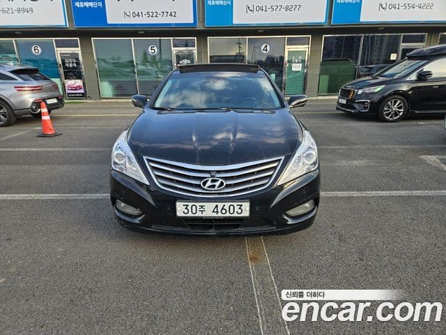 Hyundai Grandeur HG HG330 Celebrity, 2012 3