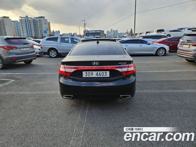 Hyundai Grandeur HG HG330 Celebrity, 2012 4