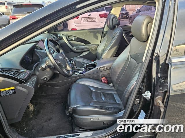 Hyundai Grandeur HG HG330 Celebrity, 2012 10