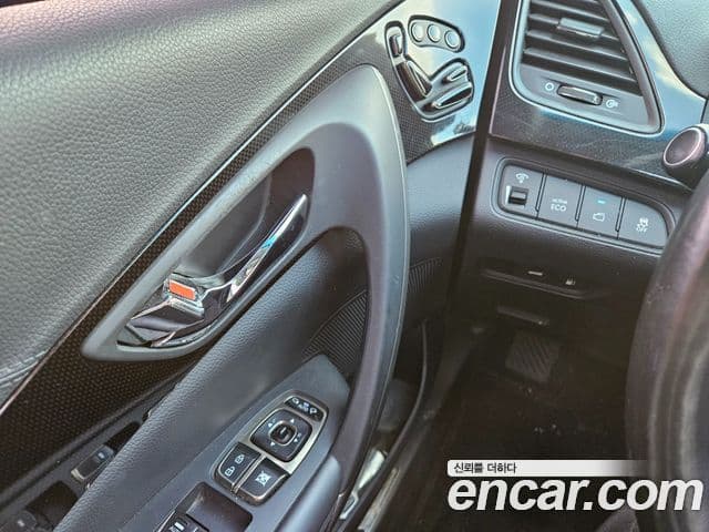 Hyundai Grandeur HG HG330 Celebrity, 2012 17