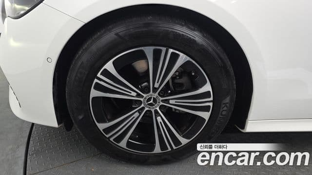 Mercedes-Benz E-класс W214 Avantgarde, 2024 все фото