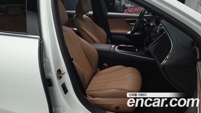 Mercedes-Benz E-класс W214 Avantgarde, 2024 10