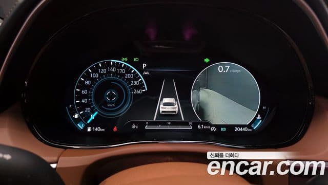 Genesis GV70, 2024 8