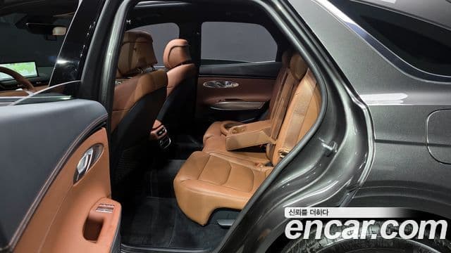 Genesis GV70, 2024 11