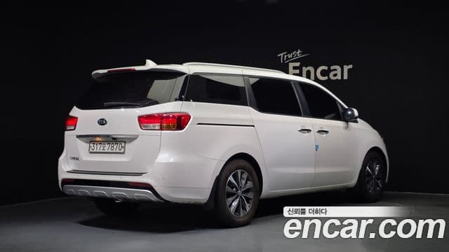 Kia All New Carnival Luxury, 2016 2