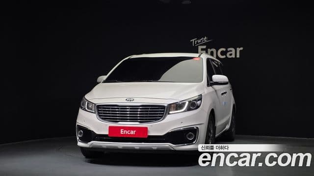 Kia All New Carnival Luxury, 2016 3