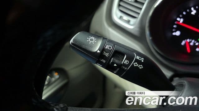 Kia All New Carnival Luxury, 2016 16