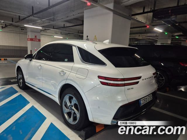 Genesis GV70, 2025 все фото