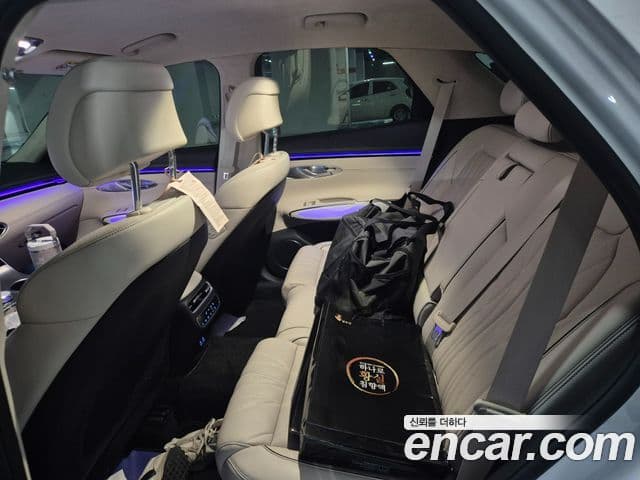 Genesis GV70, 2025 7