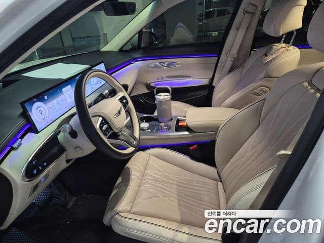Genesis GV70, 2025 8