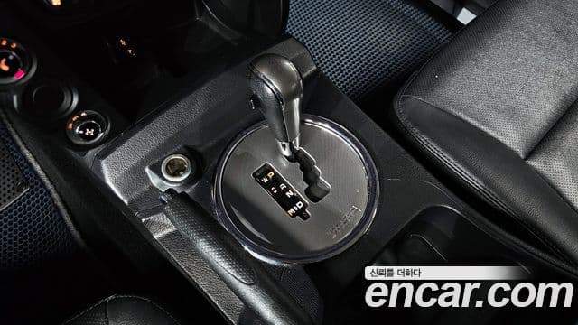 KG모빌리티(SsangYong) Korando Sport Club, 2016 9