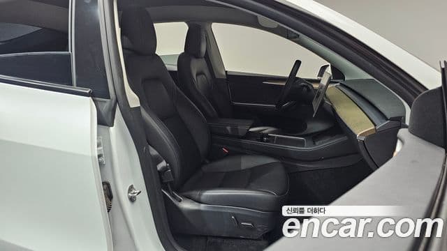 Tesla модель Y, 2023 10