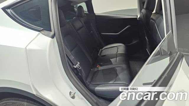 Tesla модель Y, 2023 12