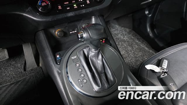 Kia Sportage R дизель 2WD Limited, 2011 9