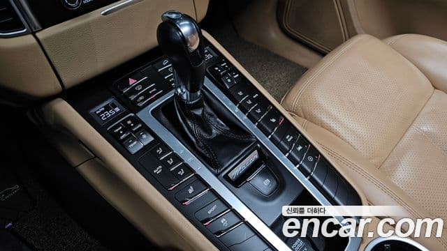 Porsche Macan 95B, 2017 9