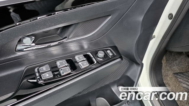 KG모빌리티(SsangYong) Beautiful Korando бензин 1.5 4WD C7, 2022 17