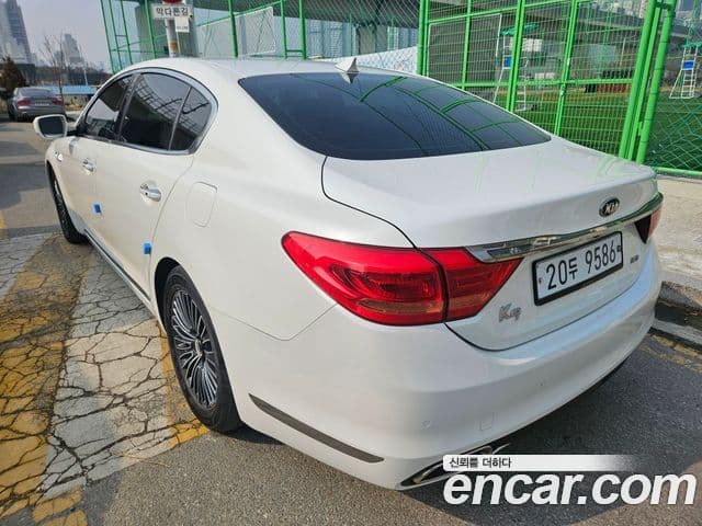 Kia K9 Special, 2013 16