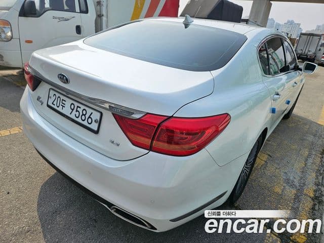 Kia K9 Special, 2013 17