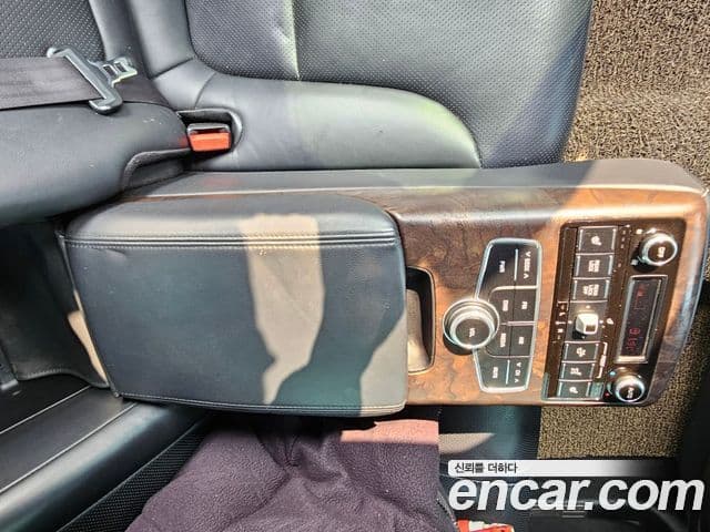 Kia K9 Special, 2013 18